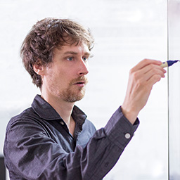 Prof Julien Wist